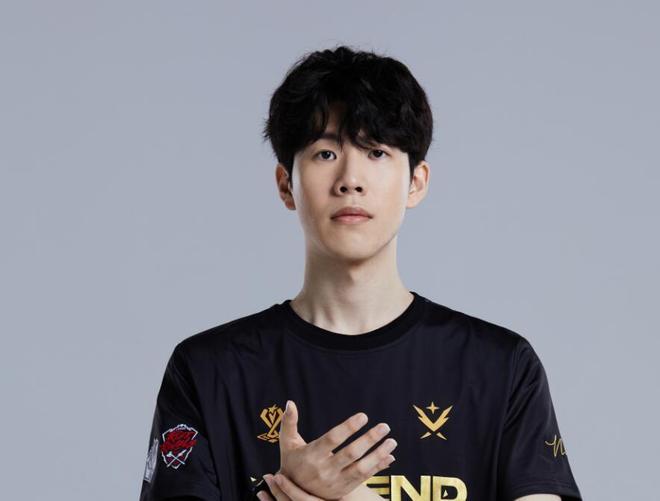 一些场次中 一些场次中