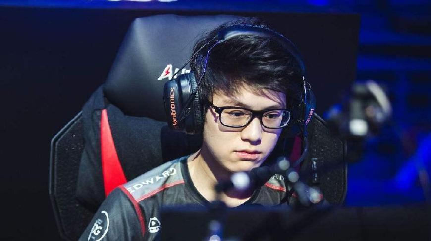 际行动证明 际行动证明