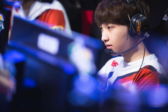 设也都是评 设也都是评