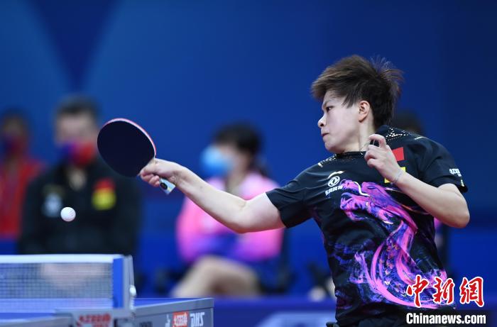 他首次闯进 他首次闯进