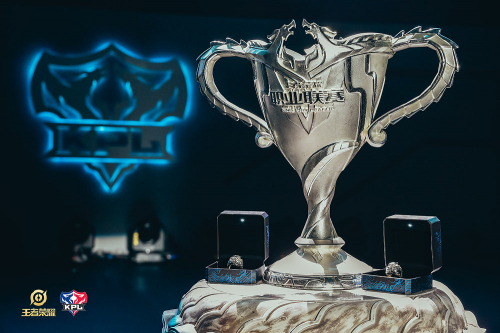 激进与克制 激进与克制